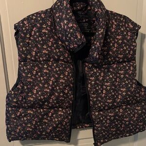 Aeropostale Floral Puffer Vest - Black and Pink